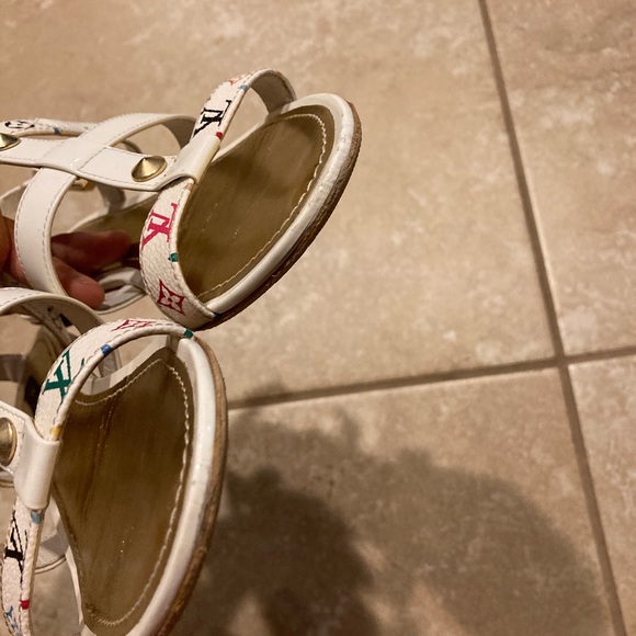 💯 Authentic Louis Vuitton Murakami sandals - Picture 5 of 8